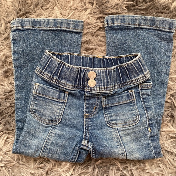 Girls Flare Jeans by H&M. Elastic Waist. Blue Denim. Size 2T. - Picture 3 of 5